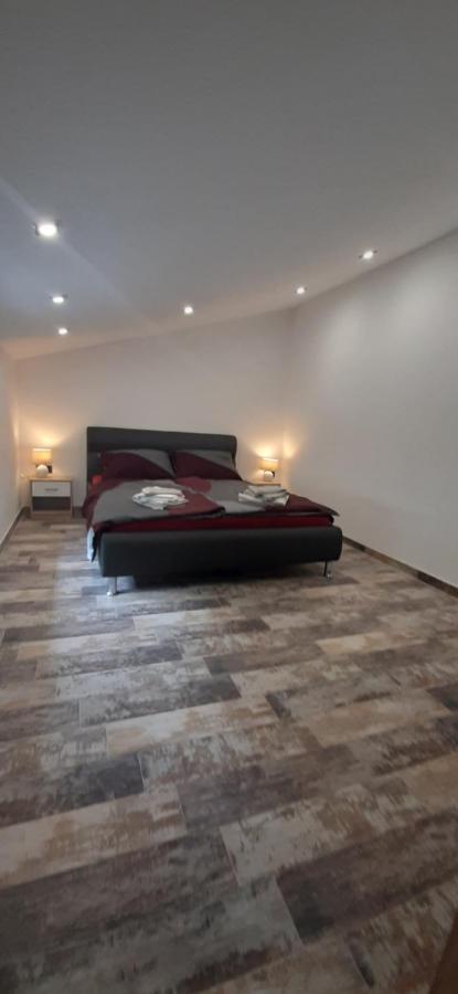 Apartmani Petar I Luka บาการ์ ภายนอก รูปภาพ