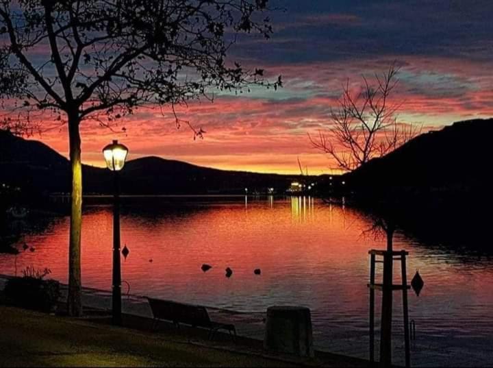 Apartmani Petar I Luka บาการ์ ภายนอก รูปภาพ
