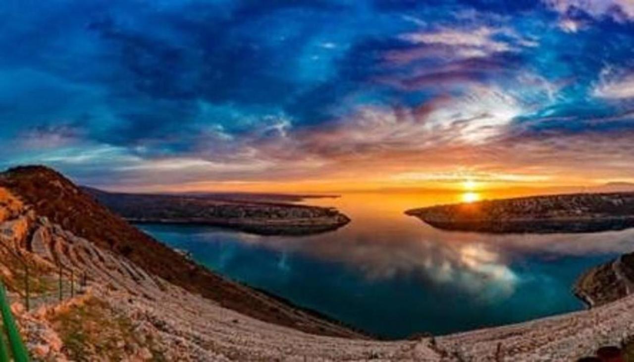 Apartmani Petar I Luka บาการ์ ภายนอก รูปภาพ