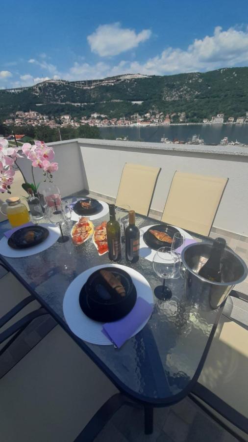 Apartmani Petar I Luka บาการ์ ภายนอก รูปภาพ