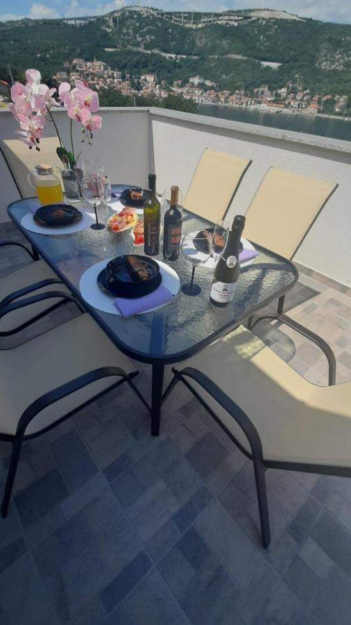 Apartmani Petar I Luka บาการ์ ภายนอก รูปภาพ