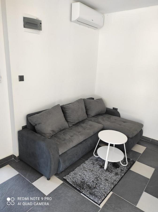 Apartmani Petar I Luka บาการ์ ภายนอก รูปภาพ